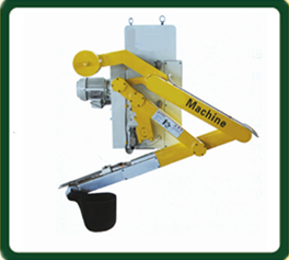Automatic ladling machine robot of die cast machine